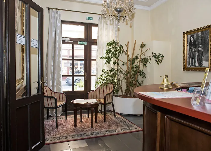 Film Vysoka 3* 브라티슬라바