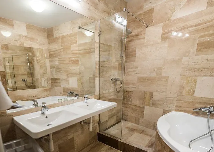 Film Vysoka Szálloda 3*